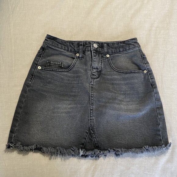 Size 0 Wild Fable Black Jean Mini Skirt from Target - Picture 1 of 3